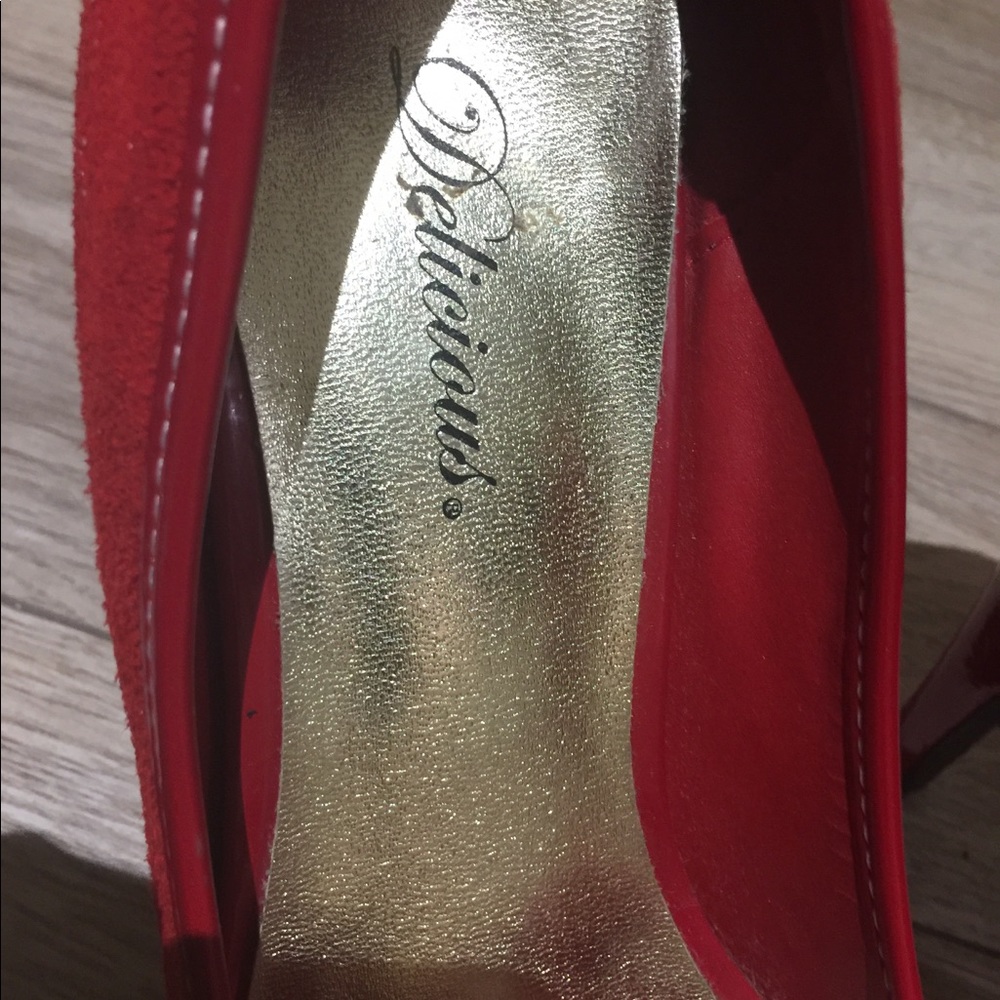 Shoes size 9 - Picture 6 of 8